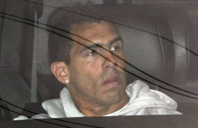 Tevez Sempat Depresi & Lari ke Makanan
