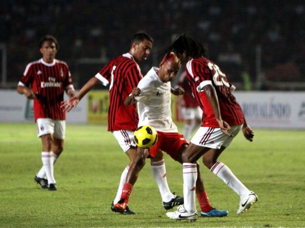 Perang Bintang Gaek di GBK