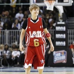 Tanding Basket dengan Ludacris, Justin Bieber Menang