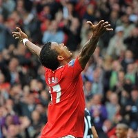 Nani Cuek Dibandingkan dengan Ronaldo