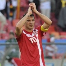 Stankovic di Ambang Caps ke-100