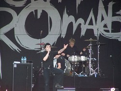 Drummer My Chemical Romance Yang Baru Dipecat Angkat Bicara