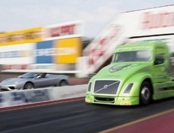 Wah, Ferrari Kalah Ngebut dengan Sebuah Truk!