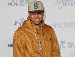 Lamborghini Chris Brown Mirip Pesawat Top Gun