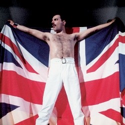 Personel Queen Rayakan Ultah Freddie Mercury