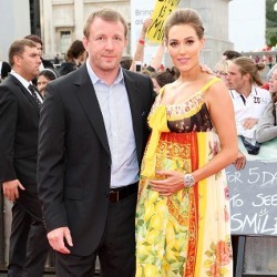 Guy Ritchie Jadi Bapak