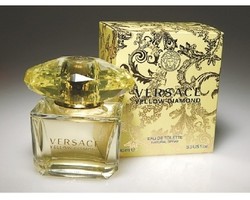 Versace Rilis Parfum Beraroma Berlian 