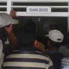 Kades di Mojokerto Disandera Warga