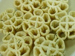 Kue Saroja, Camilan Khas Urang Sunda!