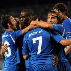 Italia Bak Bangkit dari Abu