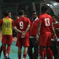 Kritik untuk Manajemen Timnas