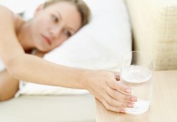 Manfaat Minum Air Putih Saat Bangun Tidur