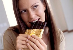 Mencegah Penyakit Jantung dengan Makan Cokelat Hitam