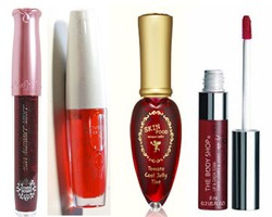 Bibir Merona Alami dengan Sapuan Lip Tint