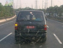 PNS Terlihat Mudik Pakai Mobil Dinas