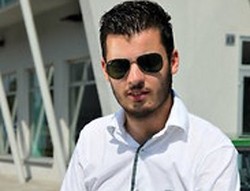 Pemuda 23 Tahun Dirikan Perusahaan Mobil Super