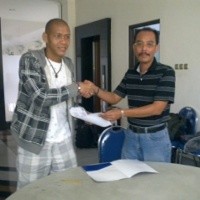 Nova Arianto Akhirnya Tinggalkan Persib Bandung