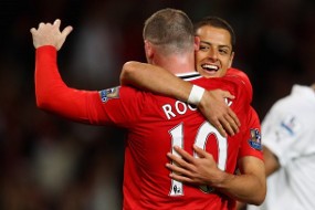 Rooney Berharap Chicharito Cetak Lebih Banyak Gol