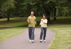 Teknik Menurunkan Berat Badan dengan Jalan Pagi