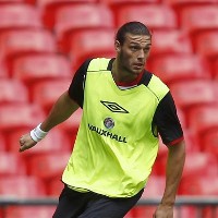 Dalglish Bela Carroll dari Kritik