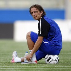 Chelsea Hentikan Perburuan Modric