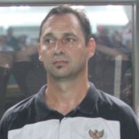 Siapa Mau Dilatih Wolfgang Pikal?