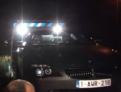 Pembantu Tewas Karena Tercekik Atap Mobil BMW