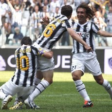 Juventus Lumat Parma 4-1
