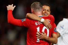 Rooney-Chicharito Saling Sanjung