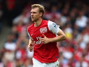 Wenger Puji Para Anak Baru