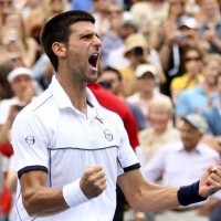 Atasi Federer dalam Lima Set, Djokovic ke Final