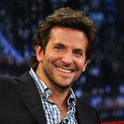 Bradley Cooper Senang Perankan Karakter Pemabuk