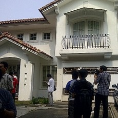 Dua Rumah Mewah Di Perumahan Sentul City Jadi Pabrik Sabu 