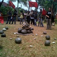 Gumilar Diberi Gelar Rektor UI Anti Buruh Migran