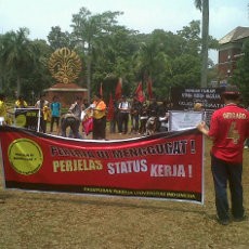 Perjuangkan Nasib, Pegawai UI Gelar Longmarch 