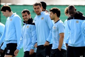 Target City: Lolos dari Fase Grup