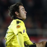 Goetze Paling Diwaspadai Arsenal