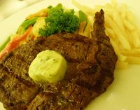 Makan Steak Sambil Belanja Mooncake!