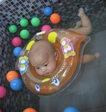 Manjakan Bayi di Baby Spa Yuk!