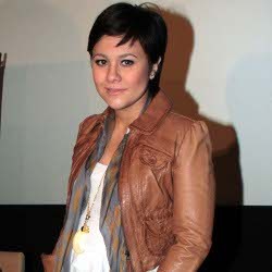 Hamil, Wulan Guritno Jadi Lebih Rakus