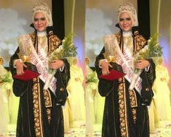 Dika Restiyani Pemenang Muslimah Beauty 2011