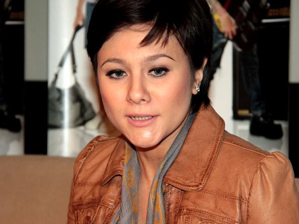 Wulan Guritno Hamil Anak Ketiga