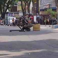 Dikira Bom, Saat Diledakkan Berisi Buah Strawberry