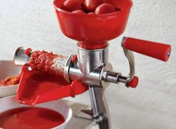 Pelumat Tomat dari Italia