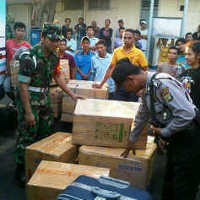 Polisi Razia Terminal Pulogadung, Cari Penumpang Bersenjata