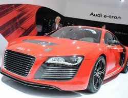 Audi R8 e-tron Cuma 1.000 Unit