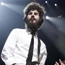 Brad Linkin Park Rindu Nasi Goreng Indonesia