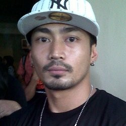 Yama Carlos Digigit Kelabang Laut Saat Syuting