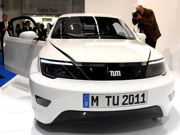 Mobil listrik ala Kampus