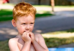 Anak Pemalu Dikategorikan Sakit Mental